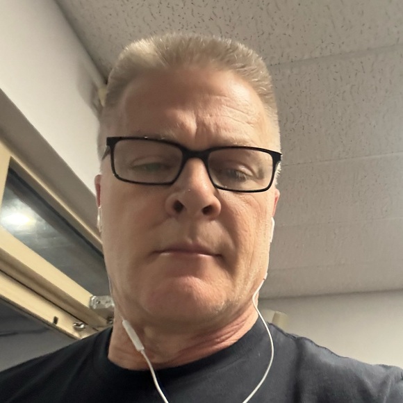 Meet your Posher, David - Picture 2 of 2